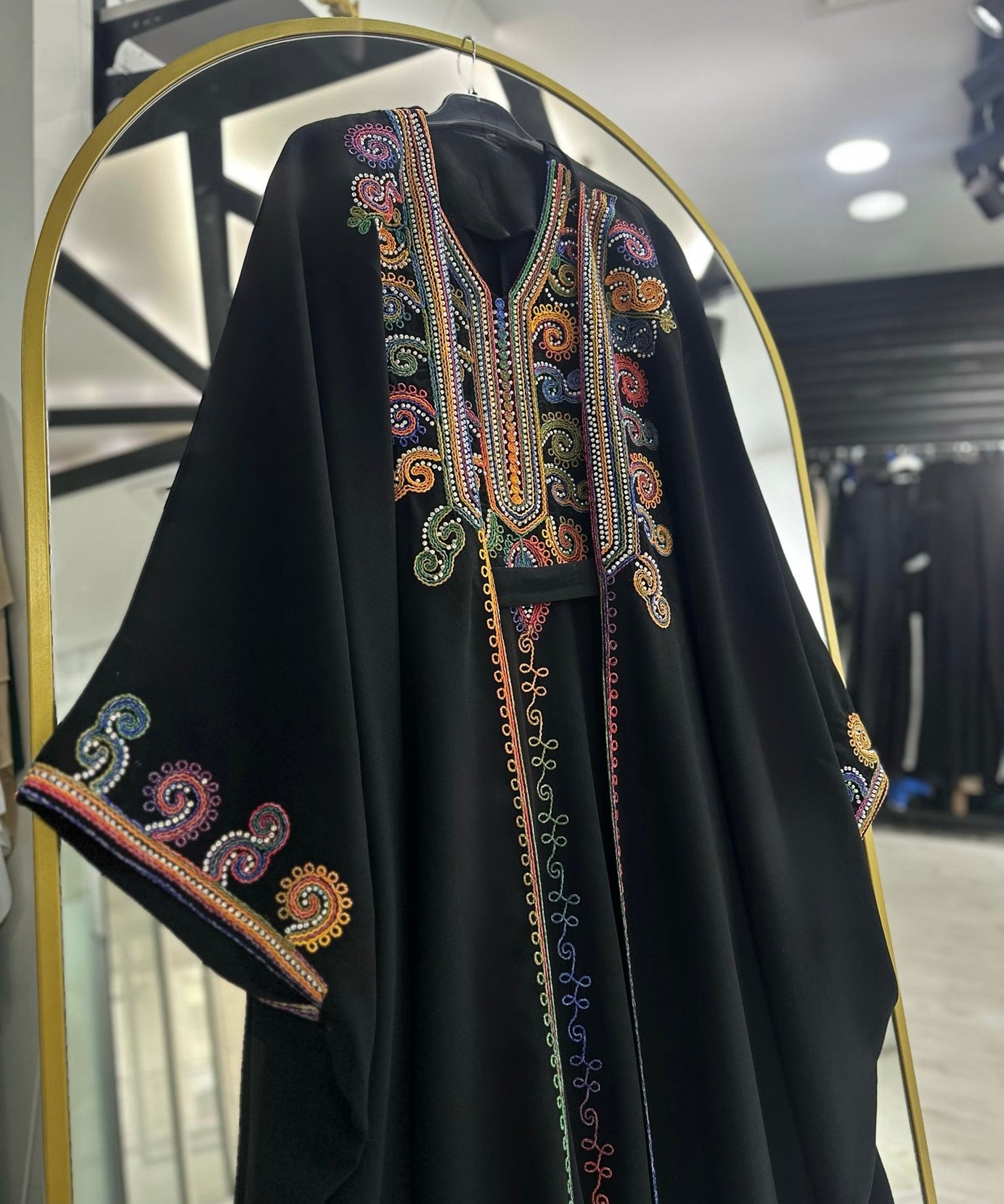 Şeyha abaya takımı siyah, işlemeli, resmi yazlık abaya takımı