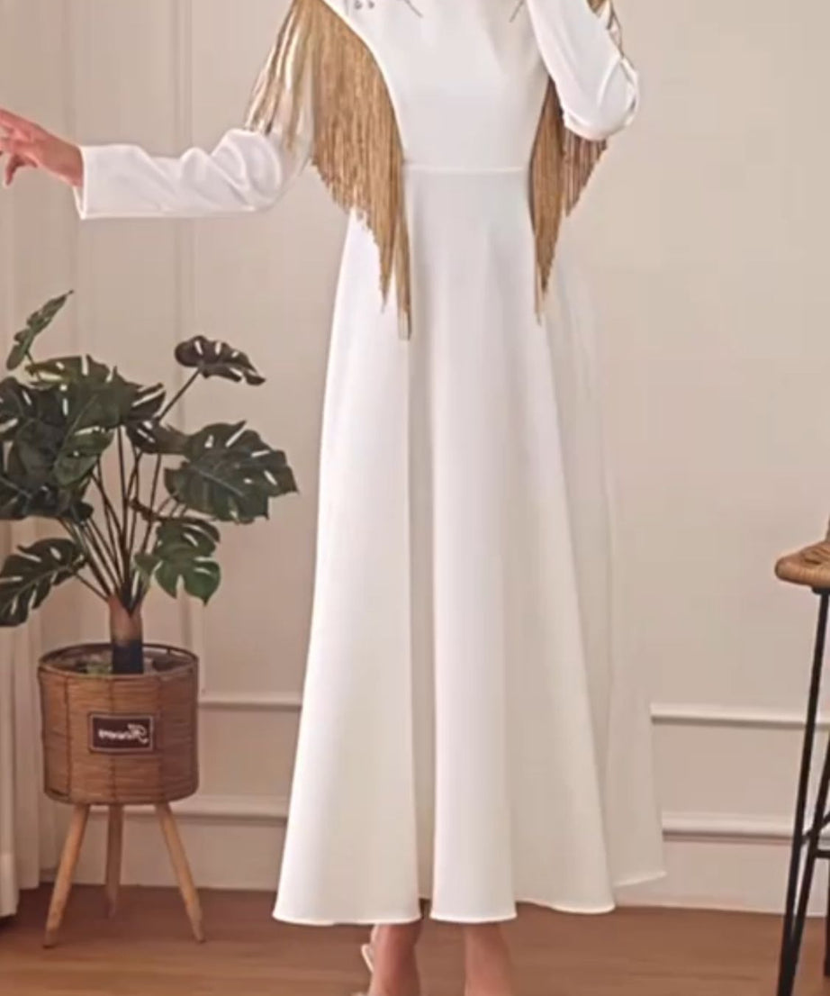 Tala Beyaz renkli, yaz mevsimi için özel bir elbise