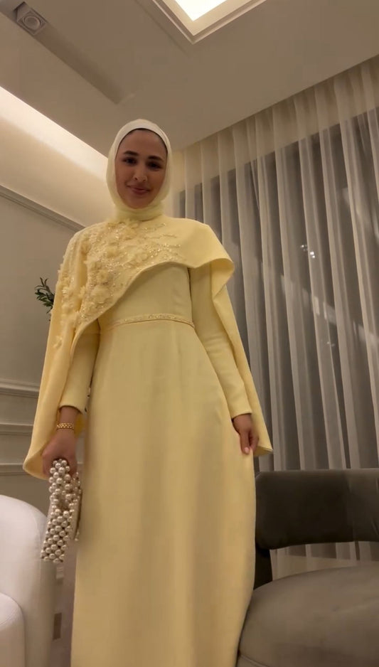Mi Sarı renkli, yaz mevsimi için özel bir elbise